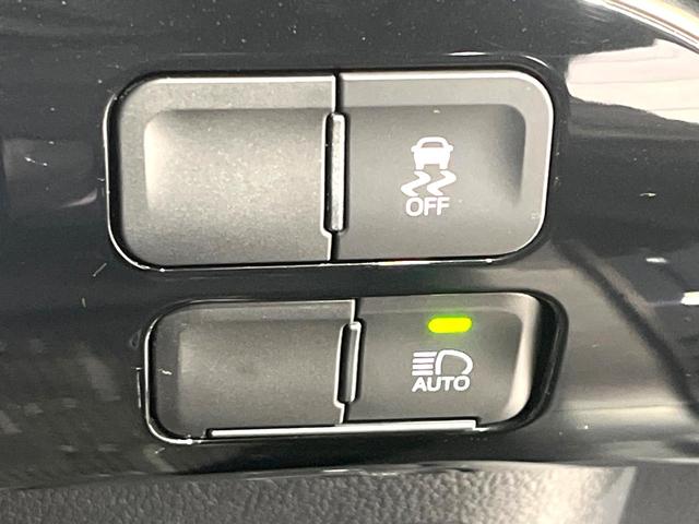 プリウス Ｓツーリングセレクション　ディスプレイオーディオ　バックカメラ　トヨタセーフティセンス　レーダークルーズコントロール　Ｂｌｕｅｔｏｏｔｈ　ＥＴＣ　ドラレコ　シートヒーター　ＬＥＤヘッドライト　クリアランスソナー　スマートキー（27枚目）