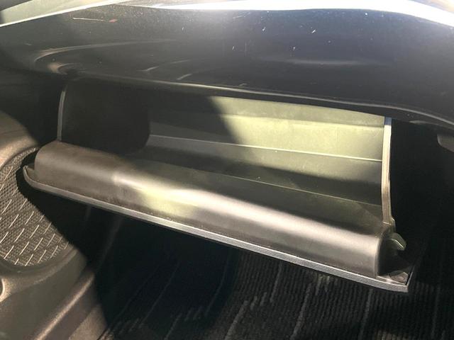 プリウス Ｓツーリングセレクション　ディスプレイオーディオ　バックカメラ　トヨタセーフティセンス　レーダークルーズコントロール　Ｂｌｕｅｔｏｏｔｈ　ＥＴＣ　ドラレコ　シートヒーター　ＬＥＤヘッドライト　クリアランスソナー　スマートキー（37枚目）