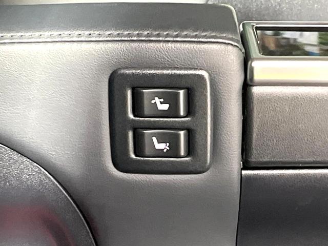 アルファード ２．５Ｓ　Ｃパッケージ　ツインムーンルーフ　フリップダウンモニター　純正９型ナビ　バックカメラ　Ｂｌｕｅｔｏｏｔｈ　シートベンチレーション　パワーバックドア　パワーシート　両側電動スライドドア　デジタルインナーミラー（30枚目）