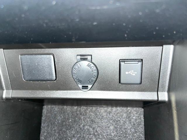 アルファード ２．５Ｓ　Ｃパッケージ　ツインムーンルーフ　フリップダウンモニター　純正９型ナビ　バックカメラ　Ｂｌｕｅｔｏｏｔｈ　シートベンチレーション　パワーバックドア　パワーシート　両側電動スライドドア　デジタルインナーミラー（41枚目）