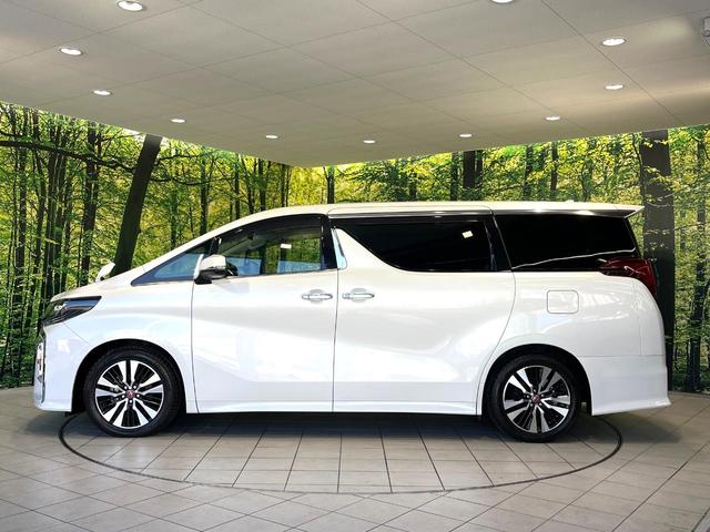 アルファード ２．５Ｓ　Ｃパッケージ　ツインムーンルーフ　フリップダウンモニター　純正９型ナビ　バックカメラ　Ｂｌｕｅｔｏｏｔｈ　シートベンチレーション　パワーバックドア　パワーシート　両側電動スライドドア　デジタルインナーミラー（66枚目）