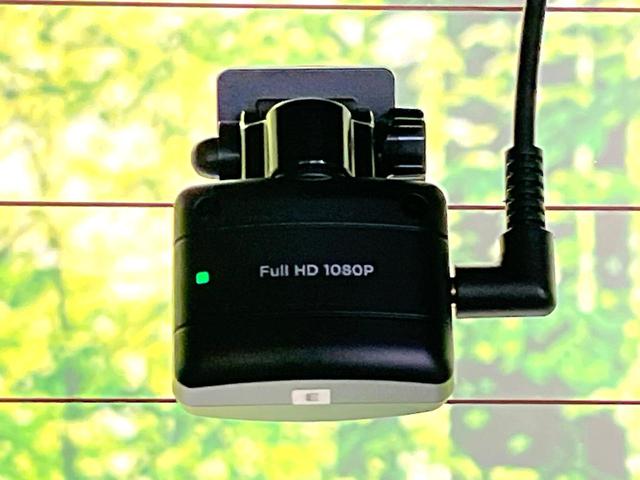 ヴォクシー ハイブリッドＳ－Ｚ　モデリスタエアロ　１０．５インチＤＡ　Ｂｌｕｅｔｏｏｔｈ　全周囲カメラ　トヨタチームメイト　両側電動スライドドア　セーフティセンス　シートヒーター　ＥＴＣ　ドラレコ　ＬＥＤヘッドライト　ＨＤＭＩ端子（29枚目）