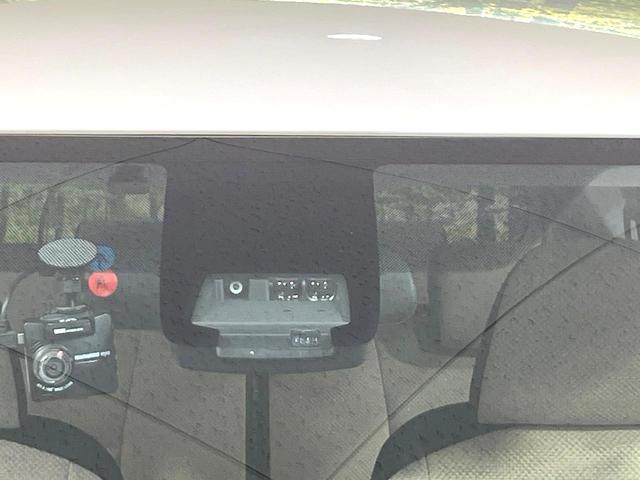 シエンタ Ｘ　純正ナビ　バックカメラ　Ｂｌｕｅｔｏｏｔｈ　フルセグ　トヨタセーフティセンス　パワースライドドア　ドラレコ　ＥＴＣ　ＬＥＤヘッドライト　オートマチックハイビーム　アイドリングストップ（5枚目）