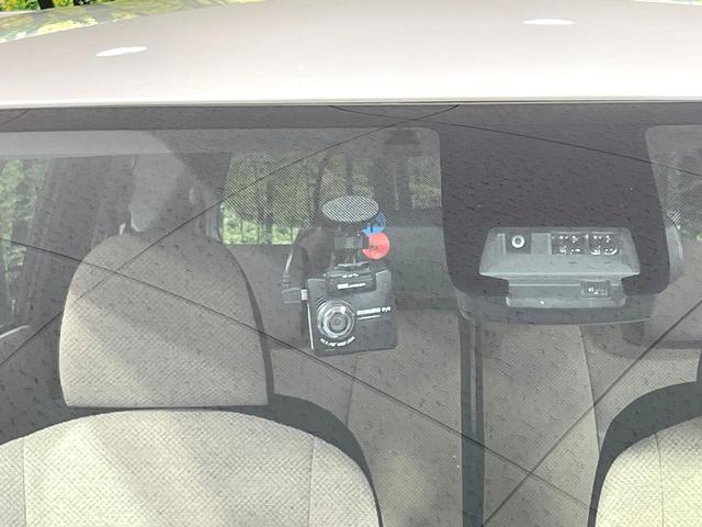 シエンタ Ｘ　純正ナビ　バックカメラ　Ｂｌｕｅｔｏｏｔｈ　フルセグ　トヨタセーフティセンス　パワースライドドア　ドラレコ　ＥＴＣ　ＬＥＤヘッドライト　オートマチックハイビーム　アイドリングストップ（7枚目）