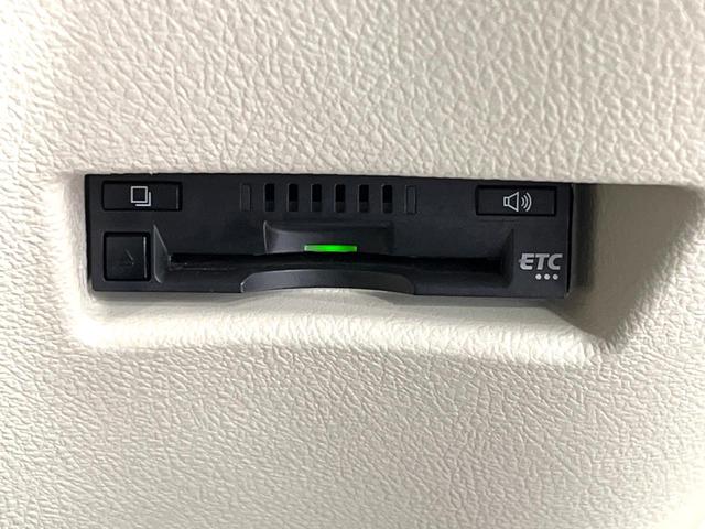 シエンタ Ｘ　純正ナビ　バックカメラ　Ｂｌｕｅｔｏｏｔｈ　フルセグ　トヨタセーフティセンス　パワースライドドア　ドラレコ　ＥＴＣ　ＬＥＤヘッドライト　オートマチックハイビーム　アイドリングストップ（8枚目）