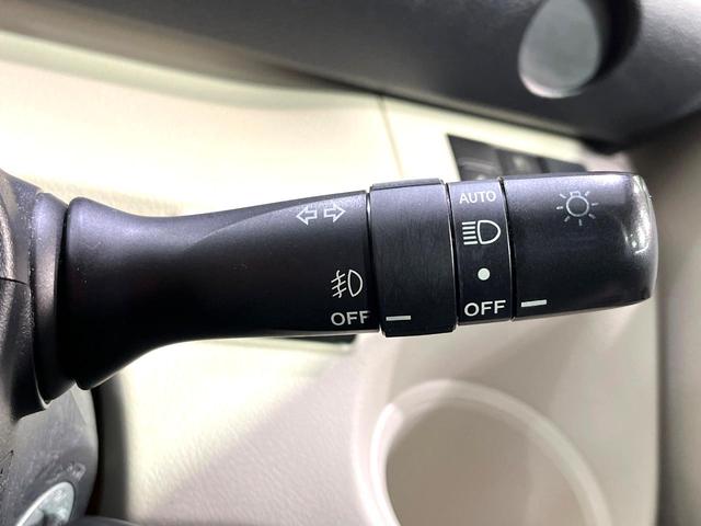 シエンタ Ｘ　純正ナビ　バックカメラ　Ｂｌｕｅｔｏｏｔｈ　フルセグ　トヨタセーフティセンス　パワースライドドア　ドラレコ　ＥＴＣ　ＬＥＤヘッドライト　オートマチックハイビーム　アイドリングストップ（30枚目）