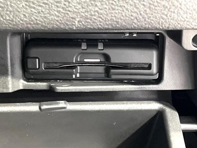 セレナ ｅ－パワー　ハイウェイスターＶ　純正１０型ナビ　フリップダウンモニター　アラウンドビューモニター　Ｂｌｕｅｔｏｏｔｈ　プロパイロット　両側電動スライドドア　ＢＳＭ　ＥＴＣ　リアオートエアコン　　ドラレコ　デジタルインナーミラー（26枚目）