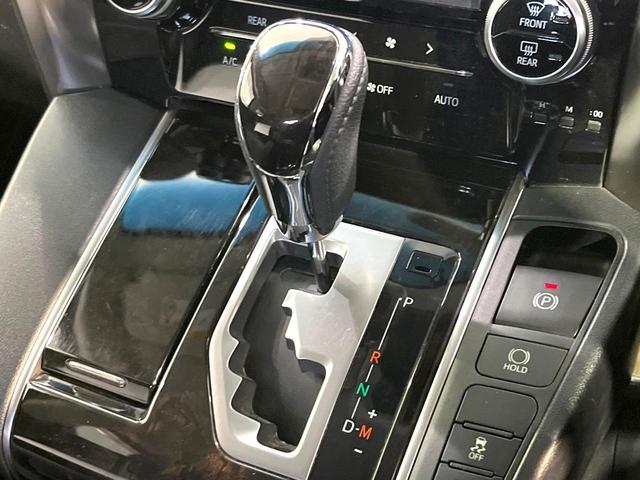 ヴェルファイア ２．５Ｚ　Ａエディション　フリップダウンモニター　ＢＩＧ－Ｘ１１インチナビ　バックカメラ　両側電動スライドドア　クルーズコントロール　Ｂｌｕｅｔｏｏｔｈ　ＥＴＣ　ＬＥＤヘッドライト　　リアオートエアコン　電子パーキング（27枚目）