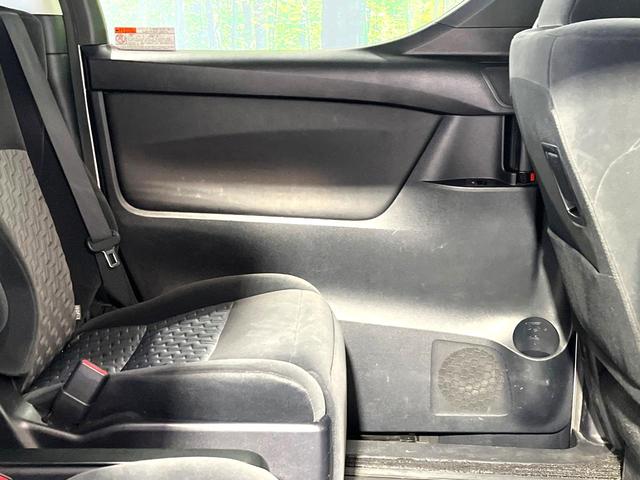 ヴェルファイア ２．５Ｚ　Ａエディション　フリップダウンモニター　ＢＩＧ－Ｘ１１インチナビ　バックカメラ　両側電動スライドドア　クルーズコントロール　Ｂｌｕｅｔｏｏｔｈ　ＥＴＣ　ＬＥＤヘッドライト　　リアオートエアコン　電子パーキング（46枚目）