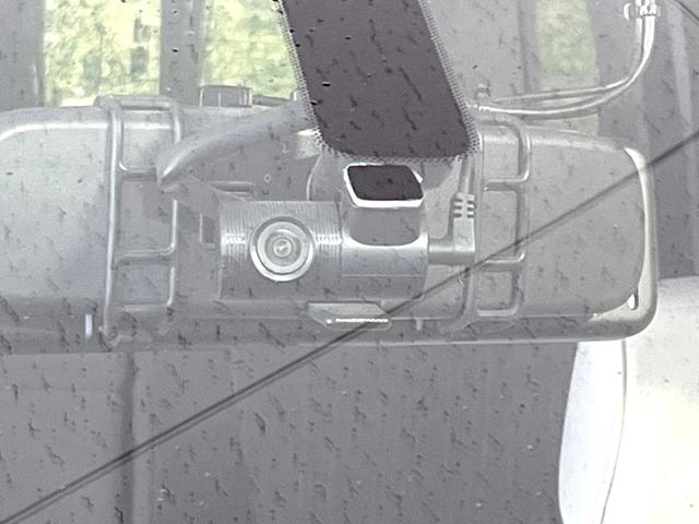 セレナ 20G 純正ナビ バックカメラ 両側電動スライドドア リアオートエアコン クルーズコントロール ミラー一体型ドラレコ 禁煙 HIDヘッドライト 革巻ステアリング アイドリングストップ ロールサンシェード(25枚目)