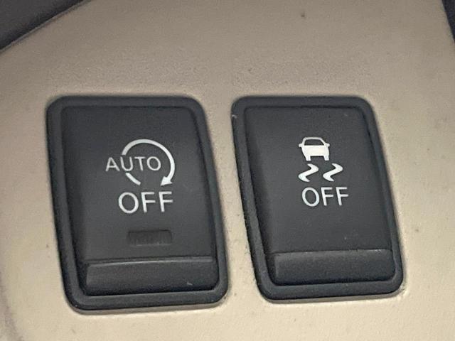 セレナ 20G 純正ナビ バックカメラ 両側電動スライドドア リアオートエアコン クルーズコントロール ミラー一体型ドラレコ 禁煙 HIDヘッドライト 革巻ステアリング アイドリングストップ ロールサンシェード(29枚目)