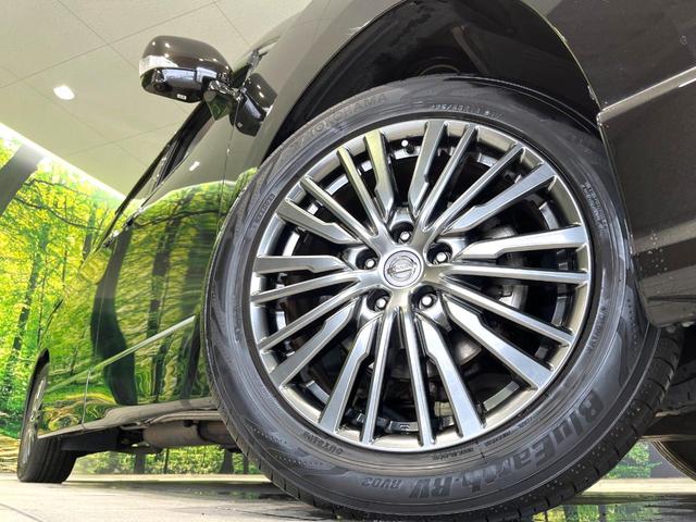 �y�����P�W�C���`�A���~�z�C�[���z�O�ςɃ}�b�`���������A���~�z�C�[���𑕒����Ă���܂��B�e��ЊO�A���~�z�C�[����A�X�^�b�h���X�^�C�����戵�����Ă���܂��B���񂲑��k����������