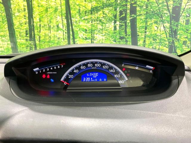 フリード Ｇ　エアロ　純正ナビ　バックカメラ　両側電動スライドドア　ＥＴＣ　Ｂｌｕｅｔｏｏｔｈ　スマートキー　オートエアコン　オートライト　アイドリングストップ　電動格納ミラー　ＨＩＤヘッドライト　純正１５インチアルミ（25枚目）