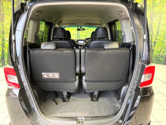 フリード Ｇ　エアロ　純正ナビ　バックカメラ　両側電動スライドドア　ＥＴＣ　Ｂｌｕｅｔｏｏｔｈ　スマートキー　オートエアコン　オートライト　アイドリングストップ　電動格納ミラー　ＨＩＤヘッドライト　純正１５インチアルミ（40枚目）