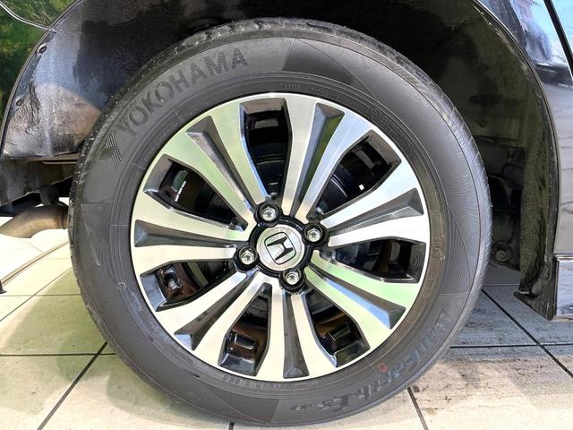 フリード Ｇ　エアロ　純正ナビ　バックカメラ　両側電動スライドドア　ＥＴＣ　Ｂｌｕｅｔｏｏｔｈ　スマートキー　オートエアコン　オートライト　アイドリングストップ　電動格納ミラー　ＨＩＤヘッドライト　純正１５インチアルミ（49枚目）