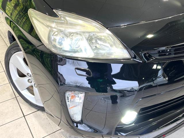 プリウス Ｇツーリングセレクションレザーパッケージ　純正８インチナビ　バックカメラ　プリクラッシュセーフティ　レーダークルーズコントロール　シートヒーター　ＥＴＣ　Ｂｌｕｅｔｏｏｔｈ　パワーシート　ＬＥＤヘッドライト　純正１７インチＡＷ　スマートキー（12枚目）