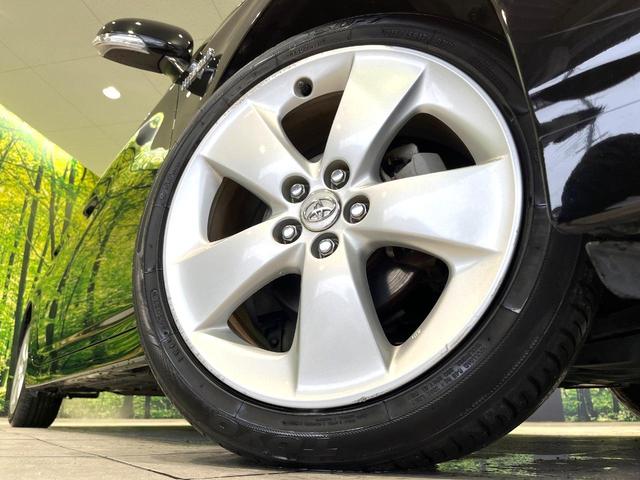 プリウス Ｇツーリングセレクションレザーパッケージ　純正８インチナビ　バックカメラ　プリクラッシュセーフティ　レーダークルーズコントロール　シートヒーター　ＥＴＣ　Ｂｌｕｅｔｏｏｔｈ　パワーシート　ＬＥＤヘッドライト　純正１７インチＡＷ　スマートキー（13枚目）