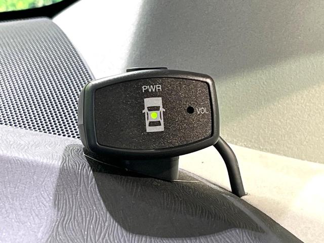 プリウス Ｇツーリングセレクションレザーパッケージ　純正８インチナビ　バックカメラ　プリクラッシュセーフティ　レーダークルーズコントロール　シートヒーター　ＥＴＣ　Ｂｌｕｅｔｏｏｔｈ　パワーシート　ＬＥＤヘッドライト　純正１７インチＡＷ　スマートキー（30枚目）