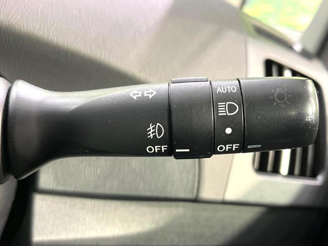 プリウス Ｇツーリングセレクションレザーパッケージ　純正８インチナビ　バックカメラ　プリクラッシュセーフティ　レーダークルーズコントロール　シートヒーター　ＥＴＣ　Ｂｌｕｅｔｏｏｔｈ　パワーシート　ＬＥＤヘッドライト　純正１７インチＡＷ　スマートキー（34枚目）