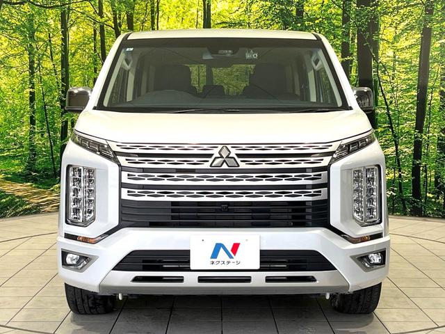 デリカＤ：５ Ｐ　４ＷＤ　純正１０インチナビ　全周囲カメラ　両側電動スライドドア　衝突被害軽減　レーダークルーズ　禁煙車　電動リヤゲート　パワーシート　ドラレコ　ＥＴＣ　純正１８アルミ　ＬＥＤヘッド（14枚目）