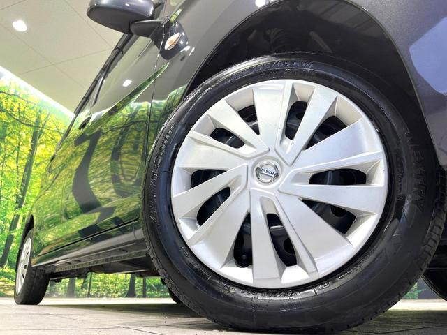 デイズ Ｊ　純正オーディオ　エアコン　キーレス　電動格納ミラー　パワーウインドウ　禁煙　ベンチシート　１４インチＡＷ　シガーソケット　ヘッドライトレベライザー　ＡＵＸ　アームレスト（12枚目）