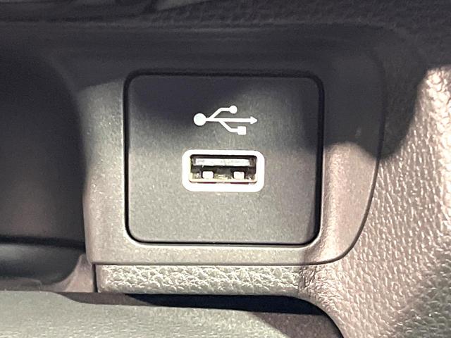 ヴェゼル ｅ：ＨＥＶ　Ｘ　純正ナビ　Ｂｌｕｅｔｏｏｔｈ　バックカメラ　ホンダセンシング　アダプティブクルーズ　ドラレコ　ＥＴＣ　電動パーキングブレーキ　ＬＥＤヘッドライト　パドルシフト　オートエアコン　オートライト　フルセグ（31枚目）