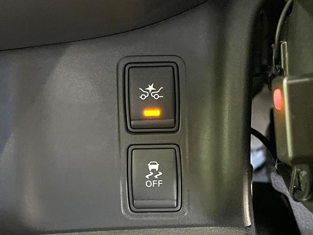 セレナ Ｘ　Ｖセレクション　純正ナビ　全周囲カメラ　両側電動スライドドア　エマージェンシーブレーキ　クルーズコントロール　ロールサンシェード　禁煙　ＬＥＤヘッド　ドラレコ　ＵＳＢソケット　スマートキー　ステアリングスイッチ（32枚目）