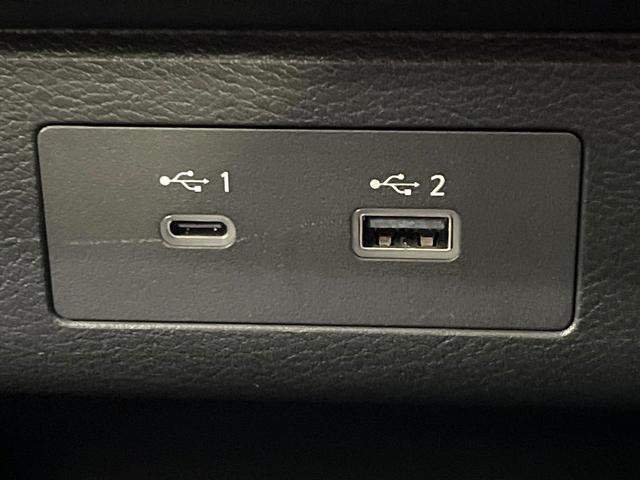 セレナ e-パワー ハイウェイスターV 純正12.3型ナビ 全周囲カメラ デジタルインナーミラー ハンズフリー機能付両側電動スライドドア 衝突軽減軽減 プロパイロット 禁煙 ハーフレザー LEDヘッド Bluetooth USBソケット(34枚目)