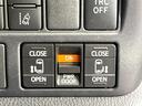 エスクァイア ハイブリッドＧｉ　ブラックテーラード　モデリスタエアロ　ＢＩＧ－Ｘ１０型ナビ　セーフティセンス　両側電動スライドドア　シートヒーター　リアオートエアコン　クルーズコントロール　ＬＥＤヘッドライト　ＥＴＣ　純正１５インチアルミ　サンシェード（7枚目）
