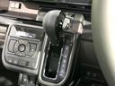 ハイブリッドＸＳ　届出済未使用車　両側電動スライドドア　前席シートヒーター　ステアリングヒーター　ヘッドアップディスプレイ　革巻ステアリング　禁煙　ＬＥＤヘッドライト　１５インチＡＷ　オートブレーキホールド　ＵＳＢ（21枚目）