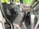後部座席も気になるようなキズ・汚れやへたり等、大きなダメージはなく、良好な状態です。