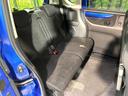 後部座席も気になるようなキズ・汚れやへたり等、大きなダメージはなく、良好な状態です。