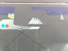 【エマージェンシーブレーキ】走行中に前方の車両等を認識し、衝突しそうな時は警報とブレーキで衝突回避と被害軽減をアシスト。より安全にドライブをお楽しみいただけます。 6