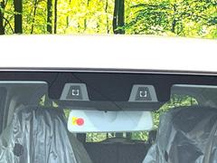 【スズキ　セーフティサポート】走行中に前方の車両等を認識し、衝突しそうな時は警報とブレーキで衝突回避と被害軽減をアシスト。より安全にドライブをお楽しみいただけます。 3