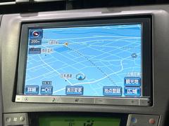 �ڽ��������ʥӡۿ͵��ν����ʥӤ������������ǥ�����ǽ�⽼�¤��Ƥ��ꡢ�£�������������³����Ф������Υ��ޥۤ�ͣУ��ץ쥤�䡼�β��ڤ������ǽ�������α�ž������˳ڤ����ʤ�ޤ����� 3