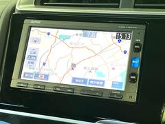 �ڽ����ʥӡۿ͵��ν����ʥӤ������������ǥ�����ǽ�⽼�¤��Ƥ��ꡢ�£�������������³����Ф������Υ��ޥۤ�ͣУ��ץ쥤�䡼�β��ڤ������ǽ�������α�ž������˳ڤ����ʤ�ޤ����� 3