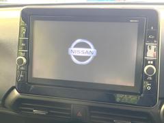 �ڽ��������ʥӡۿ͵��ν����ʥӤ������������ǥ�����ǽ�⽼�¤��Ƥ��ꡢ�£�������������³����Ф������Υ��ޥۤ�ͣУ��ץ쥤�䡼�β��ڤ������ǽ�������α�ž������˳ڤ����ʤ�ޤ����� 3