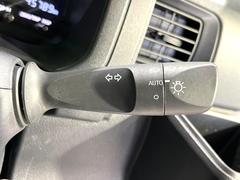 �ڥ����ȥ饤�ȡۼ�������뤵�˱����Ƽ�ư�ǥإåɥ饤�Ȥ��������������Ǥ��뵡ǽ�Ǥ����饤�Ȥ��դ�˺�졦�ä�˺��ʤɤ�̵���ʤꡢ��������ͼ�������Ԥ�¿����ȥ�ͥ��̲���������Ǥ��͢� 6