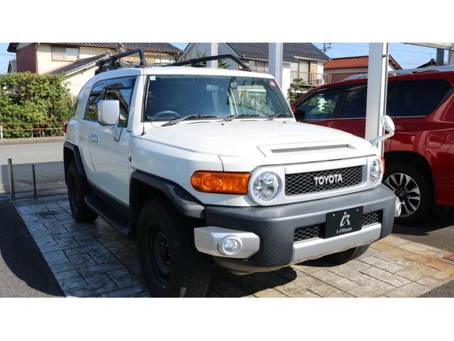 ＦＪクルーザー オフロードパッケージ　◆純正ルーフラック◆Ｒデフロック◆アルパインリヤモニター◆バックカメラ◆ＥＴＣ（9枚目）