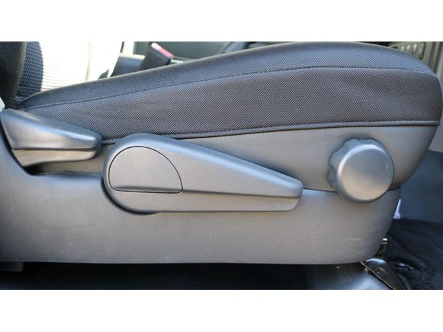 ＦＪクルーザー オフロードパッケージ　◆純正ルーフラック◆Ｒデフロック◆アルパインリヤモニター◆バックカメラ◆ＥＴＣ（30枚目）