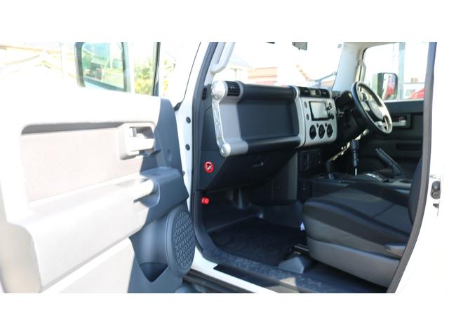 ＦＪクルーザー オフロードパッケージ　◆純正ルーフラック◆Ｒデフロック◆アルパインリヤモニター◆バックカメラ◆ＥＴＣ（38枚目）