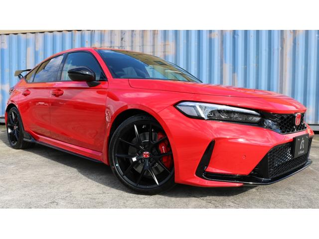 シビック タイプＲ　レーシングブラックパッケージ　ホンダセンシング　純正ナビ　フルセグＴＶ　バックモニター　ブラインドスポット　ＬＥＤヘッドライト　ＥＴＣ　ワイヤレス充電　純正１９インチＡＷ（11枚目）