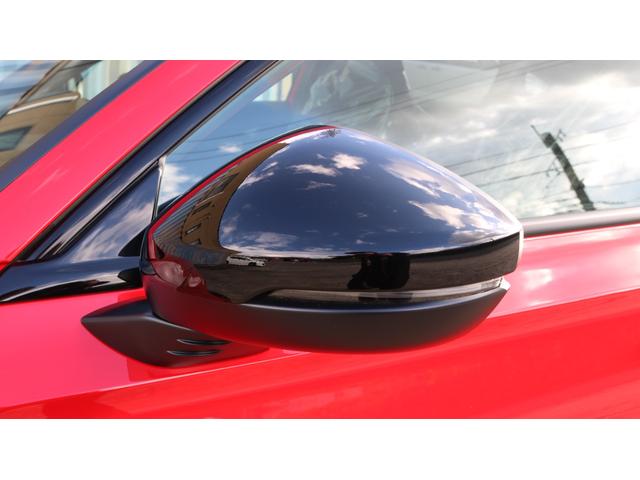 シビック タイプＲ　レーシングブラックパッケージ　ホンダセンシング　純正ナビ　フルセグＴＶ　バックモニター　ブラインドスポット　ＬＥＤヘッドライト　ＥＴＣ　ワイヤレス充電　純正１９インチＡＷ（19枚目）