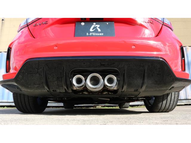 シビック タイプＲ　レーシングブラックパッケージ　ホンダセンシング　純正ナビ　フルセグＴＶ　バックモニター　ブラインドスポット　ＬＥＤヘッドライト　ＥＴＣ　ワイヤレス充電　純正１９インチＡＷ（22枚目）