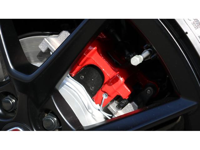 シビック タイプＲ　レーシングブラックパッケージ　ホンダセンシング　純正ナビ　フルセグＴＶ　バックモニター　ブラインドスポット　ＬＥＤヘッドライト　ＥＴＣ　ワイヤレス充電　純正１９インチＡＷ（26枚目）