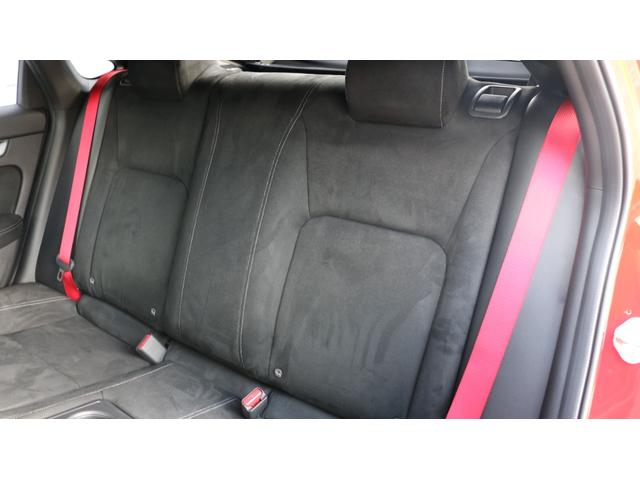 シビック タイプＲ　レーシングブラックパッケージ　ホンダセンシング　純正ナビ　フルセグＴＶ　バックモニター　ブラインドスポット　ＬＥＤヘッドライト　ＥＴＣ　ワイヤレス充電　純正１９インチＡＷ（46枚目）