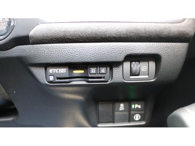 シビック タイプＲ　レーシングブラックパッケージ　ホンダセンシング　純正ナビ　フルセグＴＶ　バックモニター　ブラインドスポット　ＬＥＤヘッドライト　ＥＴＣ　ワイヤレス充電　純正１９インチＡＷ（60枚目）