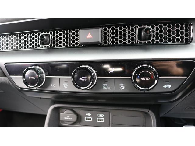 シビック タイプＲ　レーシングブラックパッケージ　ホンダセンシング　純正ナビ　フルセグＴＶ　バックモニター　ブラインドスポット　ＬＥＤヘッドライト　ＥＴＣ　ワイヤレス充電　純正１９インチＡＷ（63枚目）