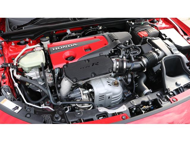 シビック タイプＲ　レーシングブラックパッケージ　ホンダセンシング　純正ナビ　フルセグＴＶ　バックモニター　ブラインドスポット　ＬＥＤヘッドライト　ＥＴＣ　ワイヤレス充電　純正１９インチＡＷ（77枚目）