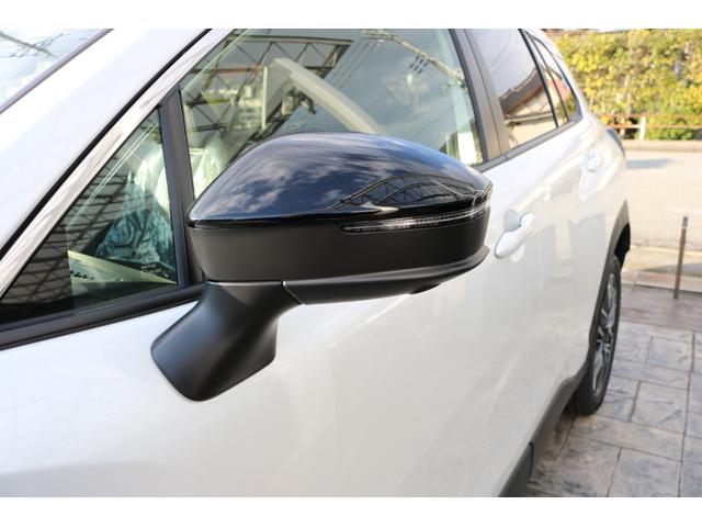 カローラクロス ハイブリッド　Ｚ　◆パノラマルーフ◆パノラミックビューモニター◆アダブティブハイビームシステム◆ブラインドスポットモニター◆ステアリングヒーター◆ＬＥＤリヤフォグランプ◆シートヒーター◆おくだけ充電◆ＥＴＣ２．０（14枚目）